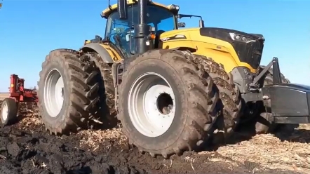 拖拉机冒黑烟真的是在发力吗？