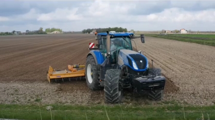意大利纽荷兰拖拉机 您看怎么样