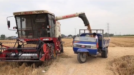 收割机您是选择马力大的还是省油的呢？