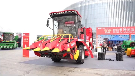 巨隆科技4YZX-4B玉米收获机