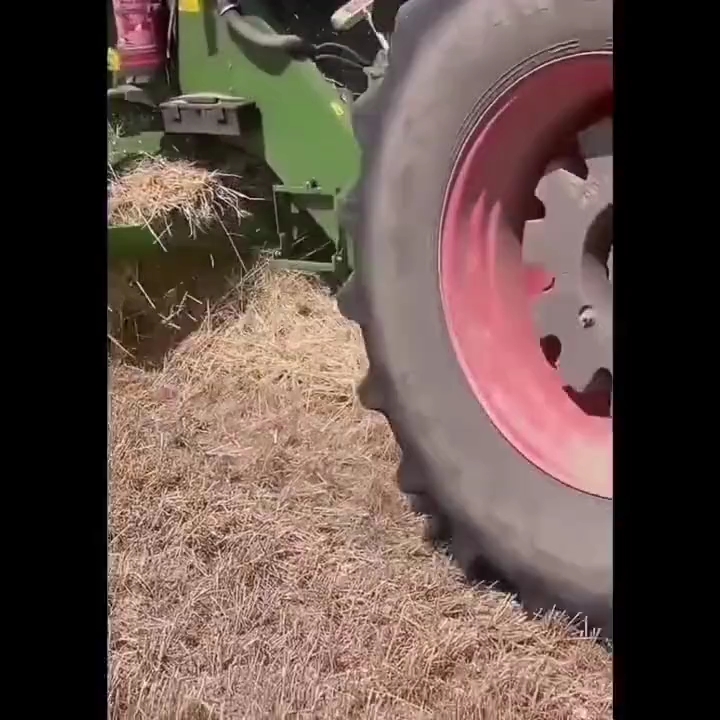 小麦秸秆打包，打捆机1200规格大方捆