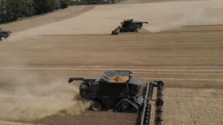 德国大型收割机