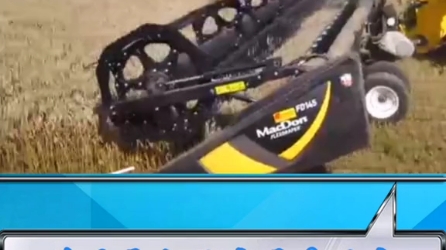 大型谷物联合收割机