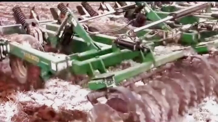 美国雪天深松土地作业竟然如此轻松