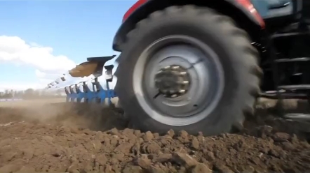 国产之光！东方红大马力拖拉机LF2204